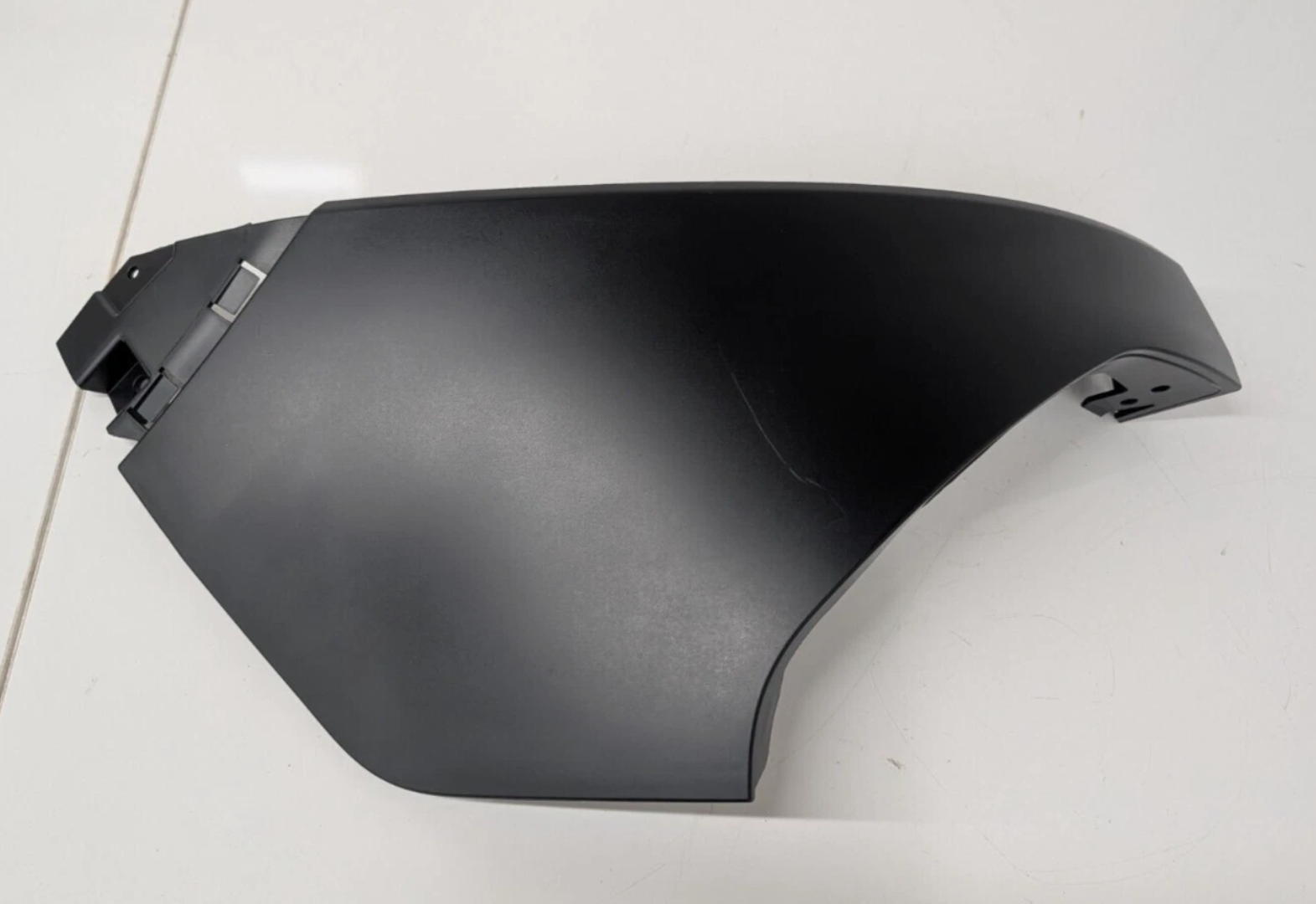 ბამპერის BRONCO SPORT 2021-2024 უკანა მარჯვენა გვერდითა ხუფი 