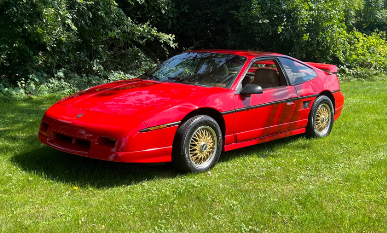 Pontiac Fiero GT 1988